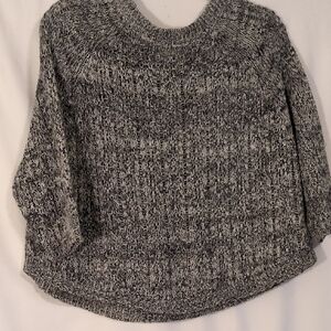 Anthropologie Moth Monochrome Crew Neck 3/4 Sleeve sweater Minimalist grunge